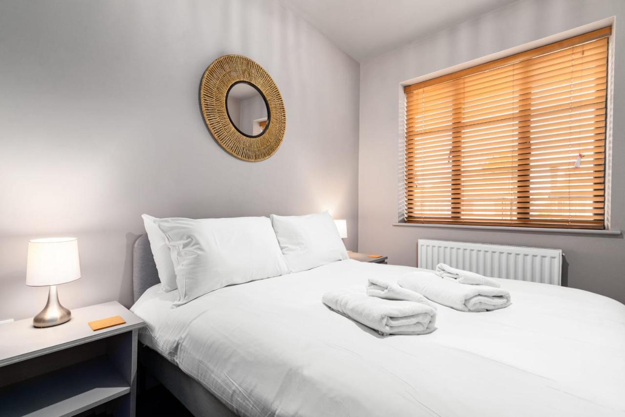 Lovely 2-Bed Apartment - Hosted By Guestready Λονδίνο Εξωτερικό φωτογραφία