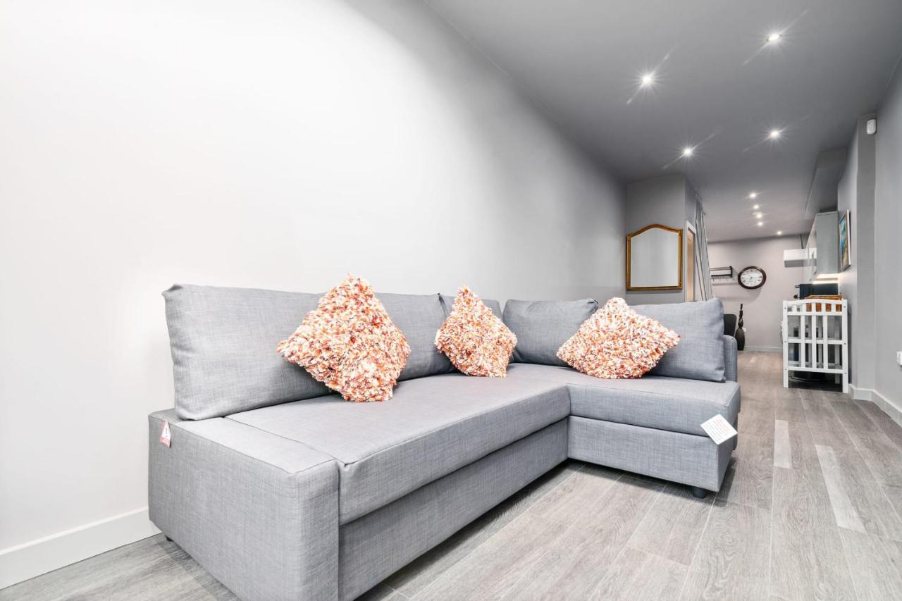 Lovely 2-Bed Apartment - Hosted By Guestready Λονδίνο Εξωτερικό φωτογραφία