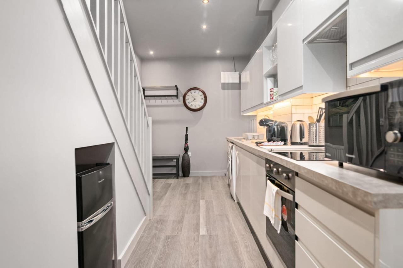 Lovely 2-Bed Apartment - Hosted By Guestready Λονδίνο Εξωτερικό φωτογραφία