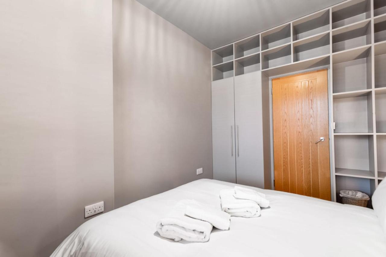 Lovely 2-Bed Apartment - Hosted By Guestready Λονδίνο Εξωτερικό φωτογραφία